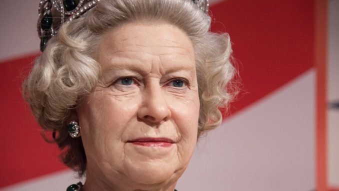 AI Chatbot Allegedly Backed Man's Plan to Kill Queen Elizabeth II